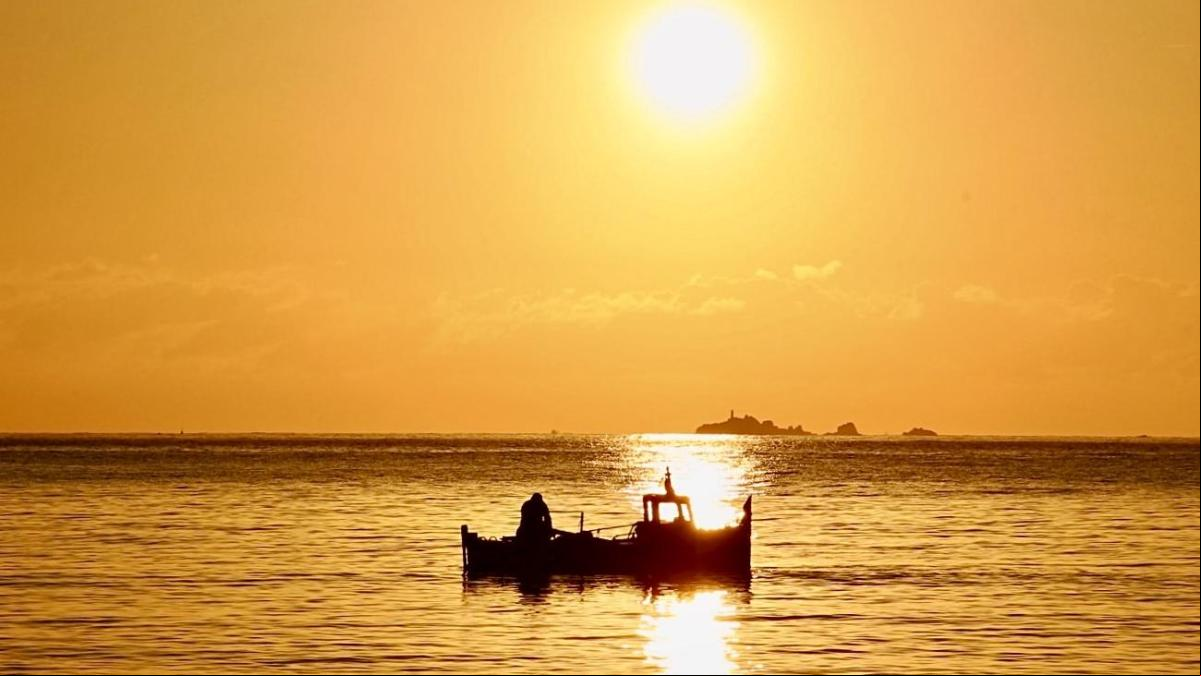 La hora dorada de los pescadores