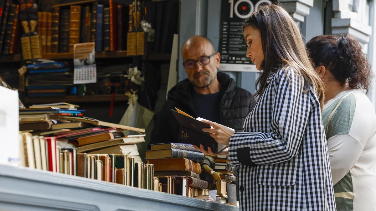 Letizia: “Soy viejuna, me gustan los libros y la radio”