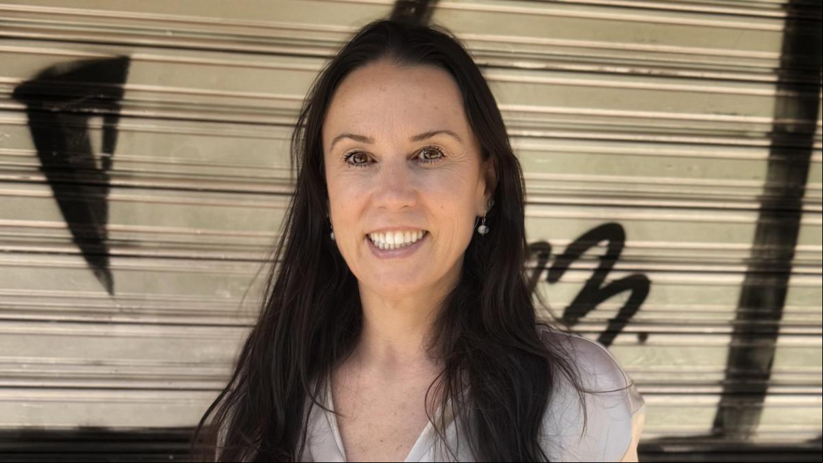 Isabel Ferrández, psicóloga: Creemos que los otros nos perciben de forma más negativa de lo que realmente lo hacen