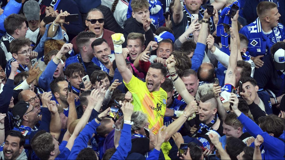 El Hamburgo regresa a la Bundesliga siete años después