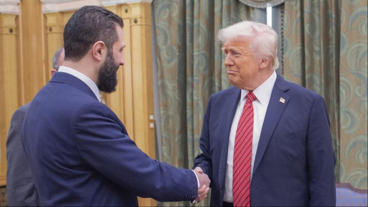 Trump se reúne con el presidente de Siria tras el anuncio del levantamiento de sanciones