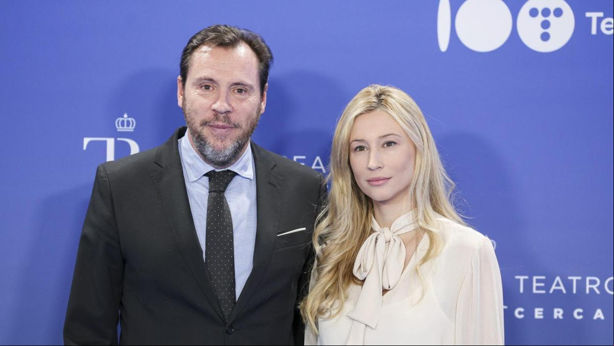 El ministro Óscar Puente, padre por tercera vez con su actual pareja, Yasmina Gregori