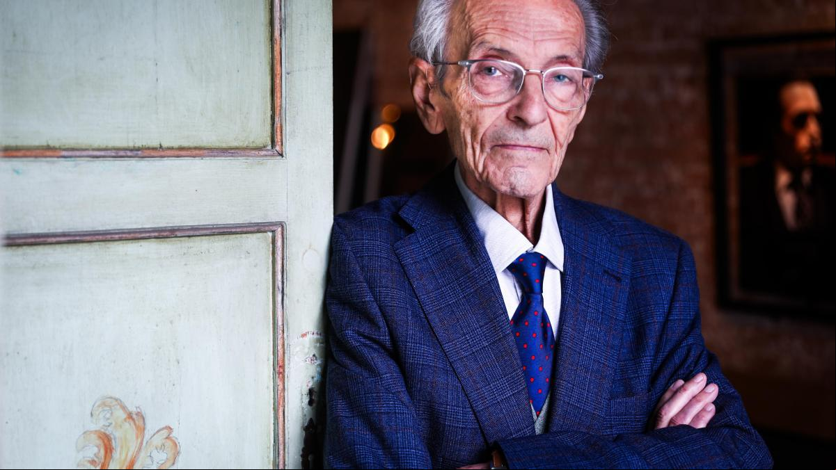 “Tots som fills dels versos que vam aprendre de joves”