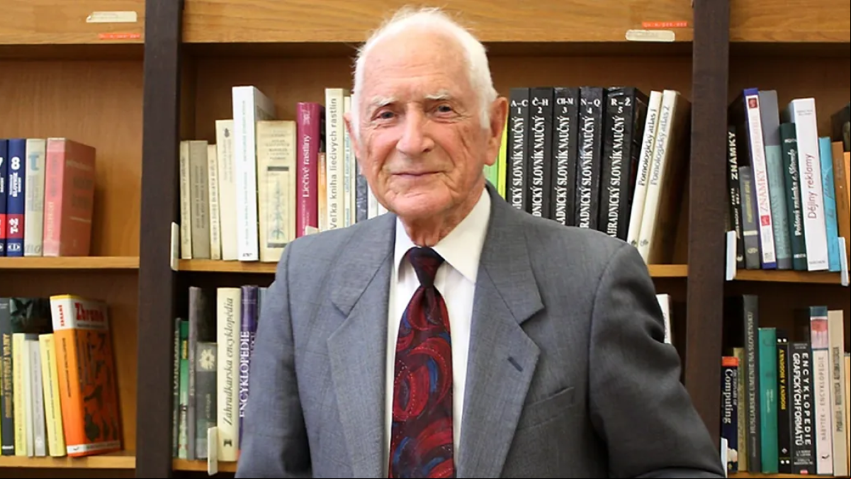 John Scharffenberg, médico y nutricionista formado en Harvard, 102 años: “La carne roja tiene hierro hemo y eso aumenta el riesgo de cáncer, diabetes y ataques al corazón”
