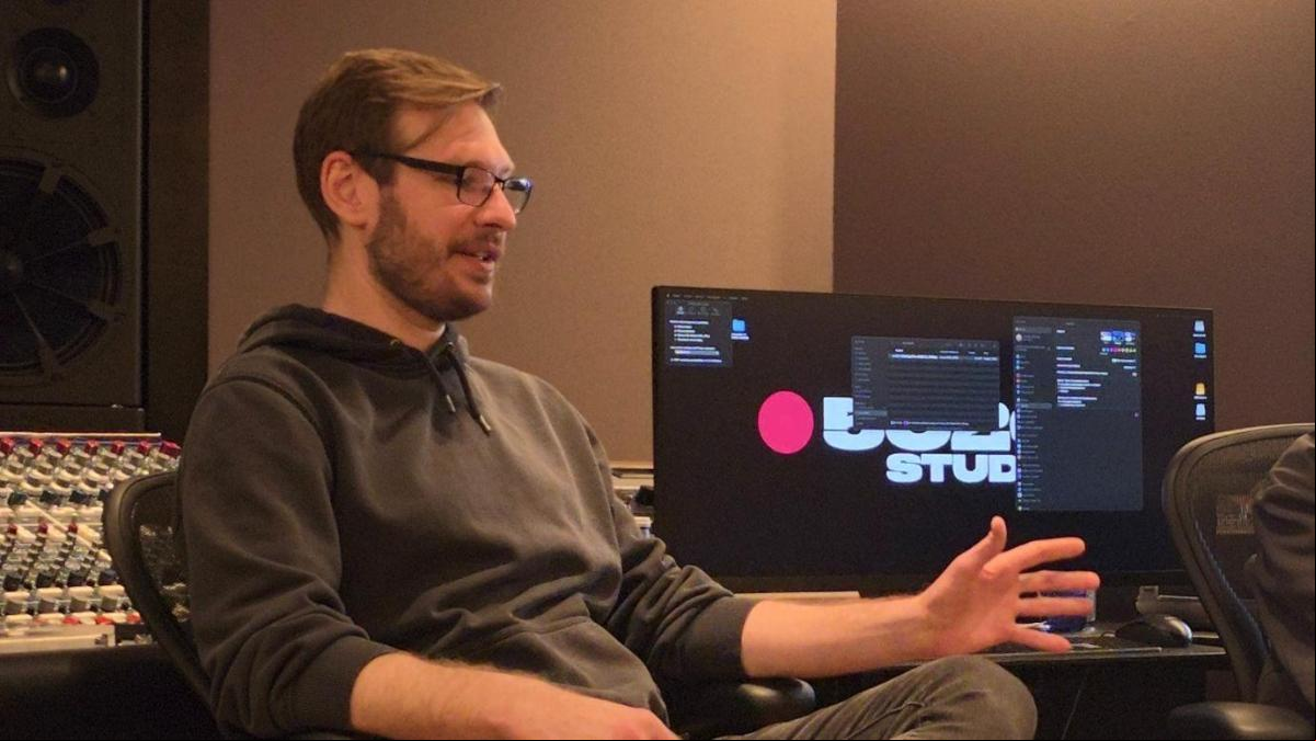 Mike Piacentini, ingeniero de sonido de Sony Music: “La mejor forma de probar unos auriculares no es con Fast Car, sino con este método más adecuado”
