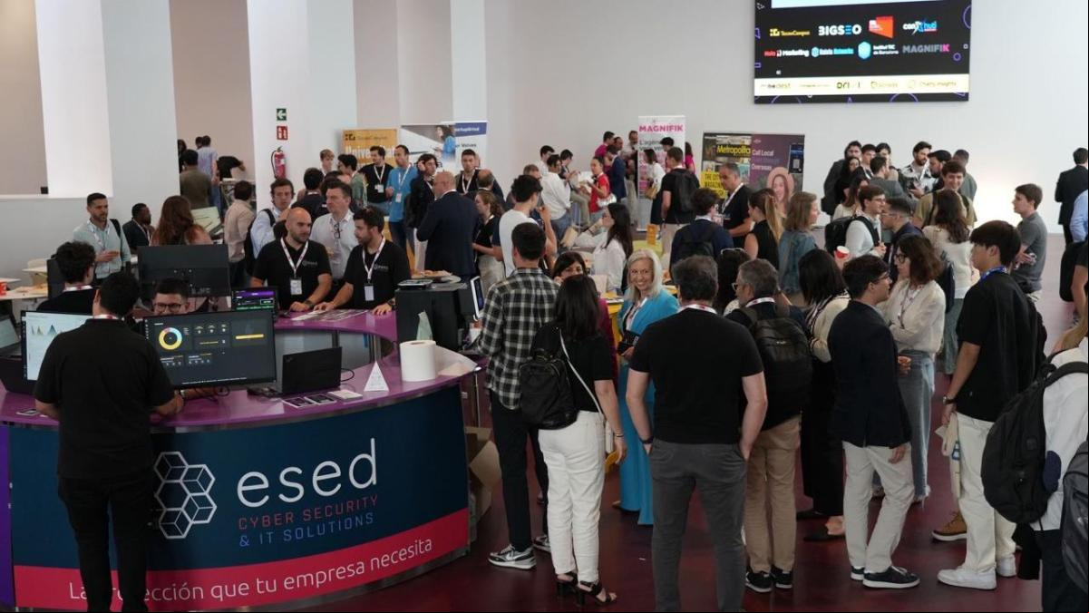 Mataró reúne a los grandes referentes del emprendimiento tecnológico en el StartupMat Tech Summit 2025