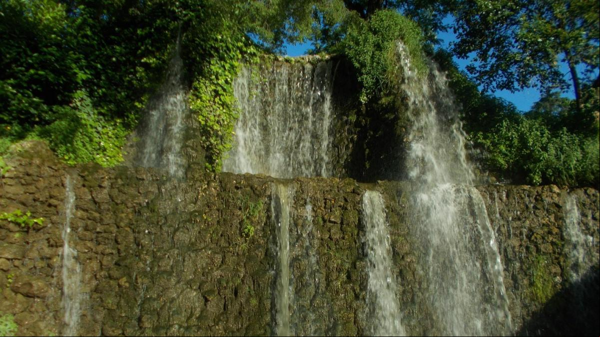 La tímida cascada de la Fuente del Berro