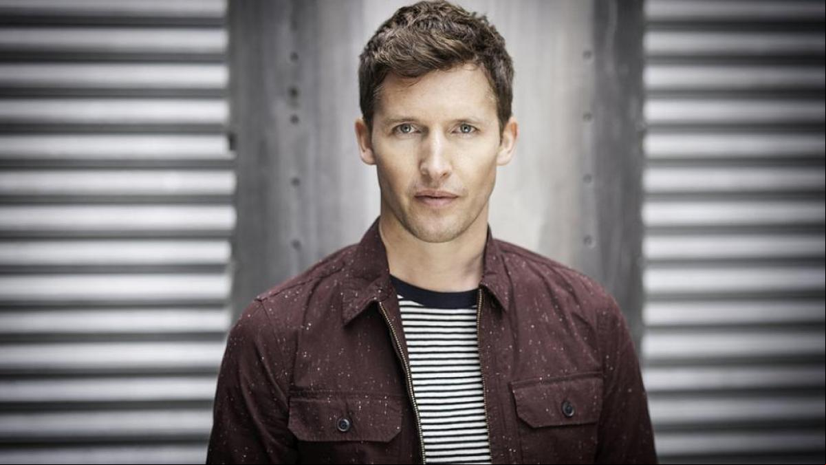 James Blunt denuncia que el diario News of the World pagaba a mujeres por acostarse con famosos