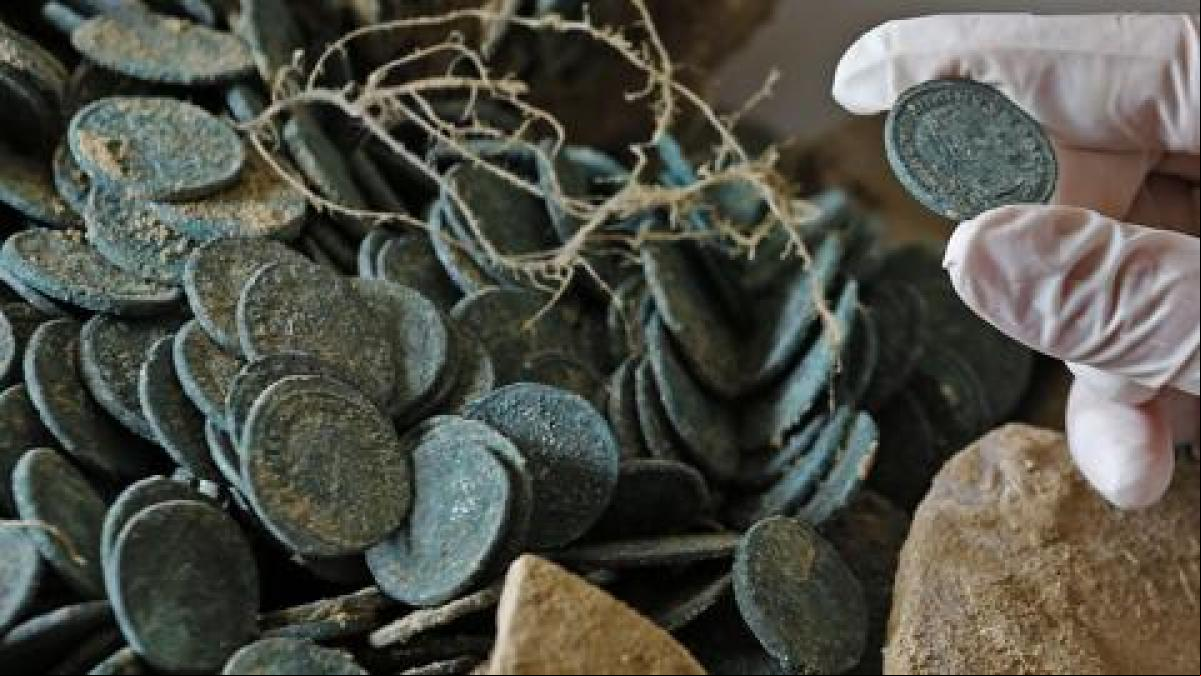 Las monedas desenterradas y los secretos que ayudan a desvelar