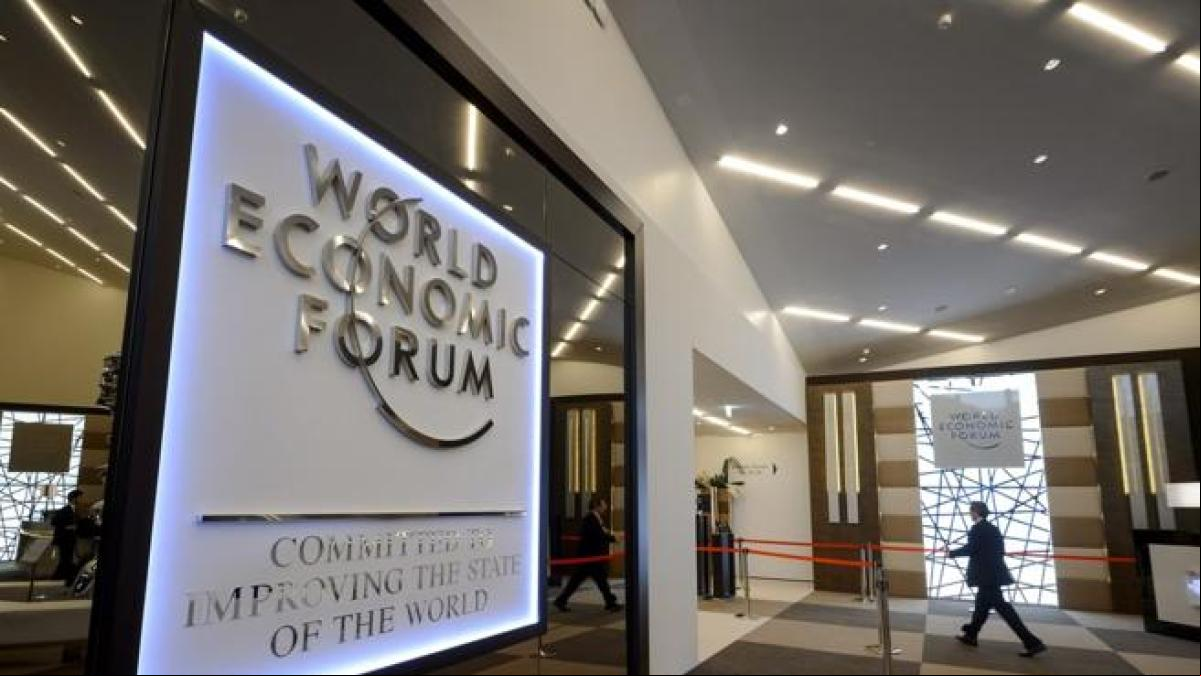 Davos alerta del riesgo global de la desinformación en un gran año electoral