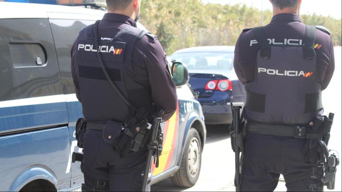 Dos detenidos en Benalmádena por un tiroteo tras un conflicto sentimental