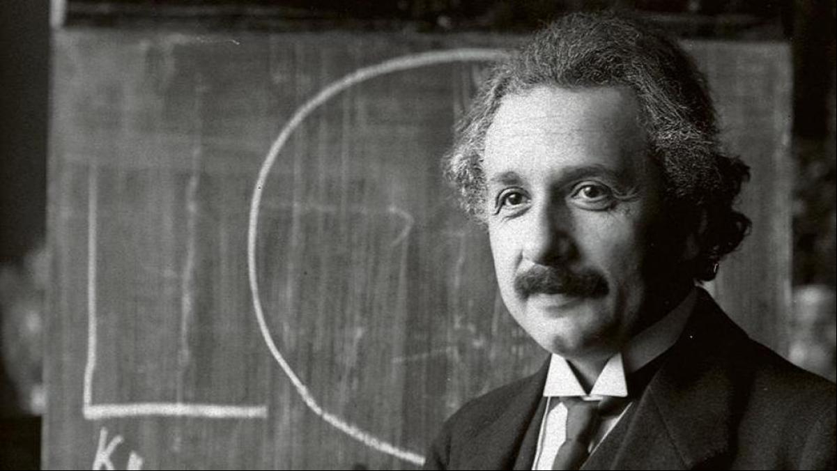 Rescatan la receta de Einstein para poder ser feliz en cualquier momento de la vida: “La imaginación es más importante que el conocimiento”