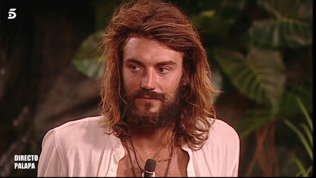 Así vive Logan, finalista de Supervivientes 2018, alejado de la civilización con sus dos cabras