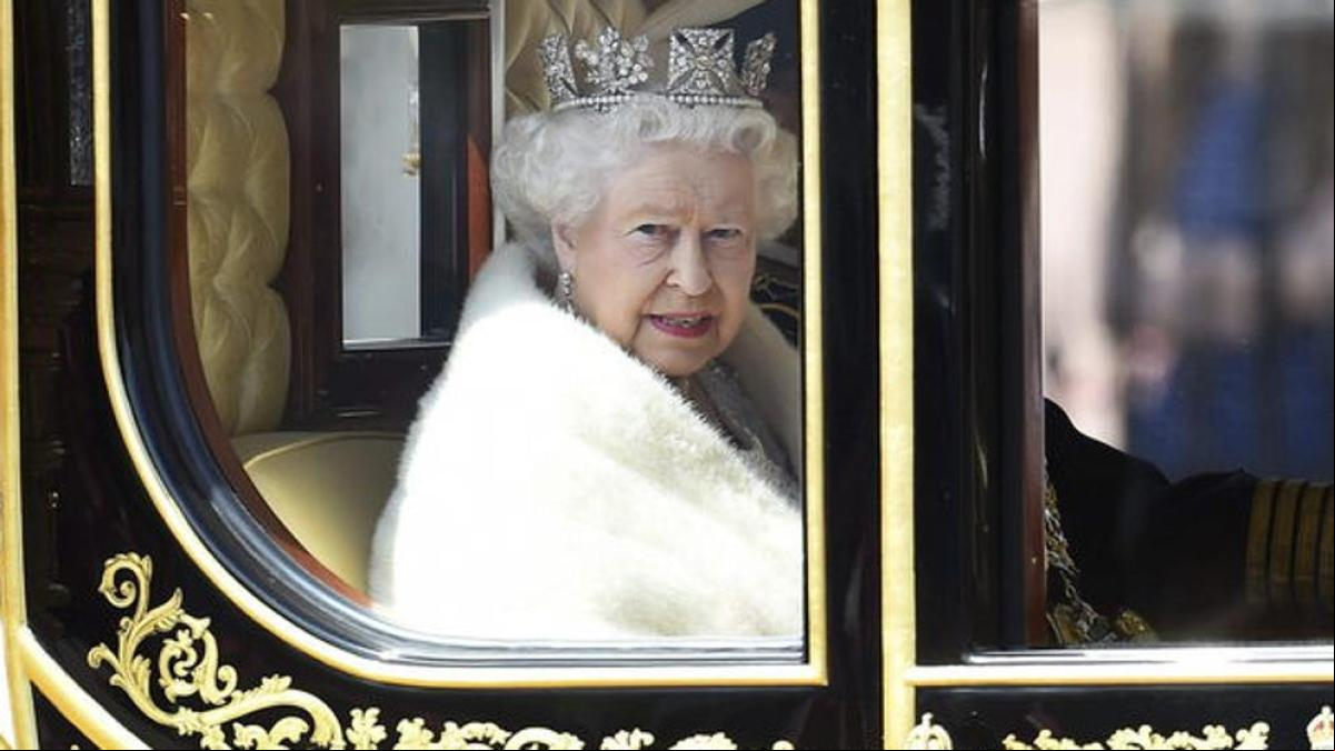 Revelados los tres ingredientes prohibidos de la reina Isabel II en los banquetes del estado
