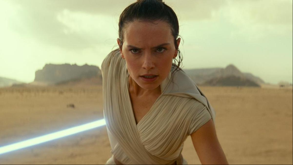 La actriz de Star Wars Daisy Ridley revela que padece la enfermedad de Graves