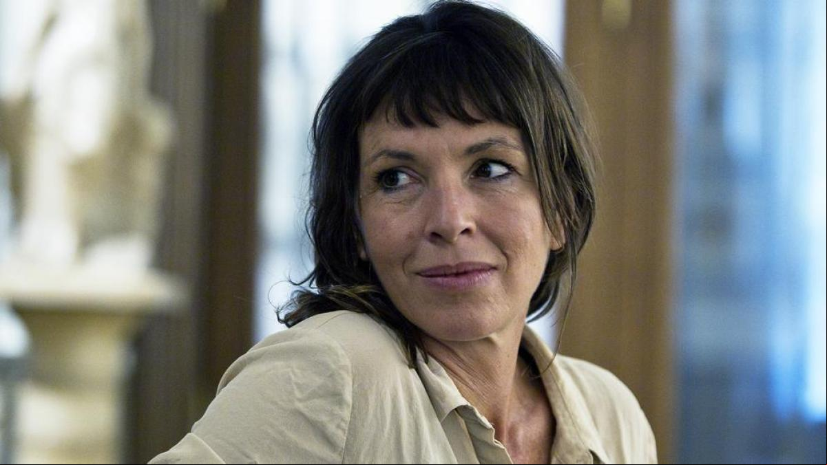 Rachel Cusk:“Si naces mujer no naces libre, el resto de tu vida ¡a remontar!”