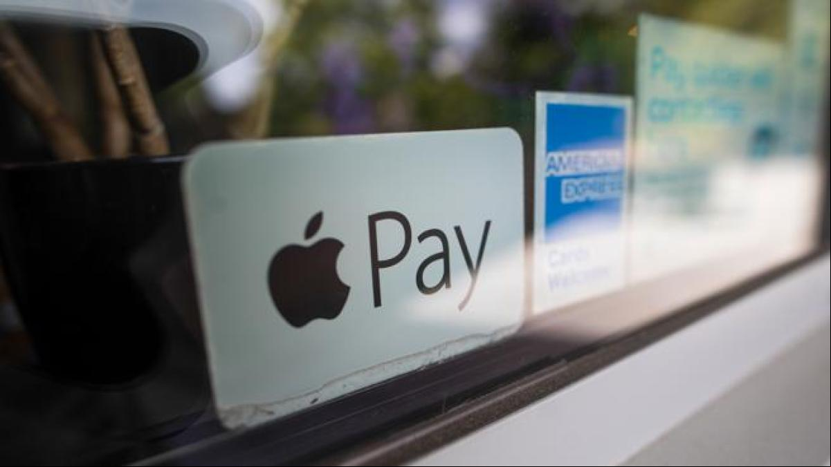 Google y Apple bloquean sus métodos de pago por móvil en Rusia