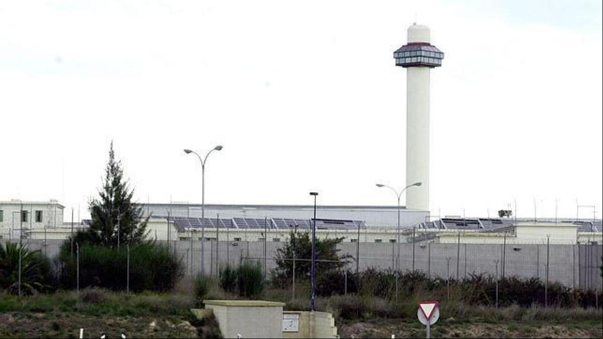 Continúa la búsqueda de los dos presos que escaparon con sábanas de la cárcel de Picassent