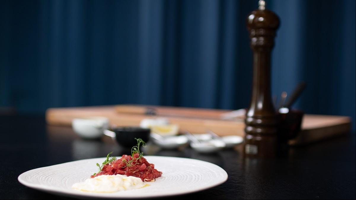 Receta de tartar de atún rojo con burrata