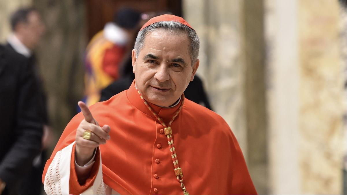 Ascenso y caída por corrupción del ex número tres del Vaticano