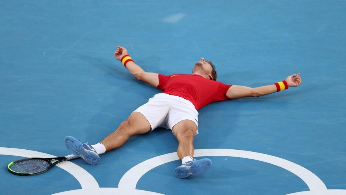 Carreño vence a Djokovic y consigue el bronce en tenis