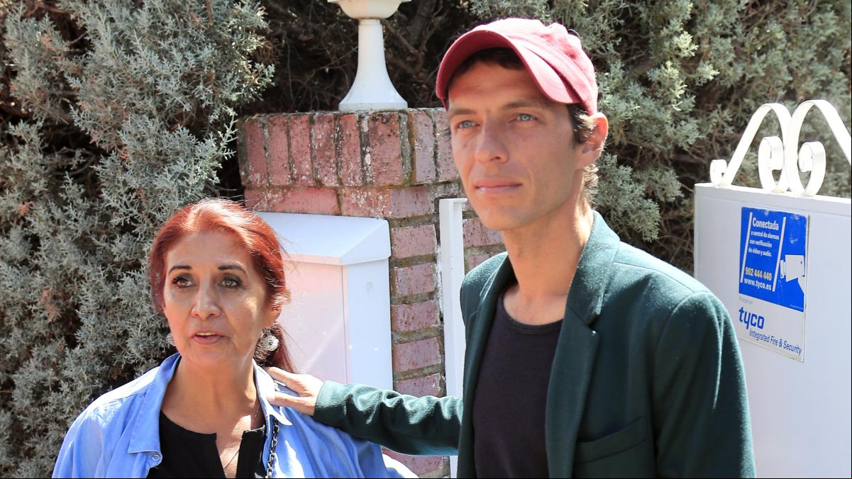 La madre de Camilín impide que dos personas se instalen a vivir en la casa con su hijo
