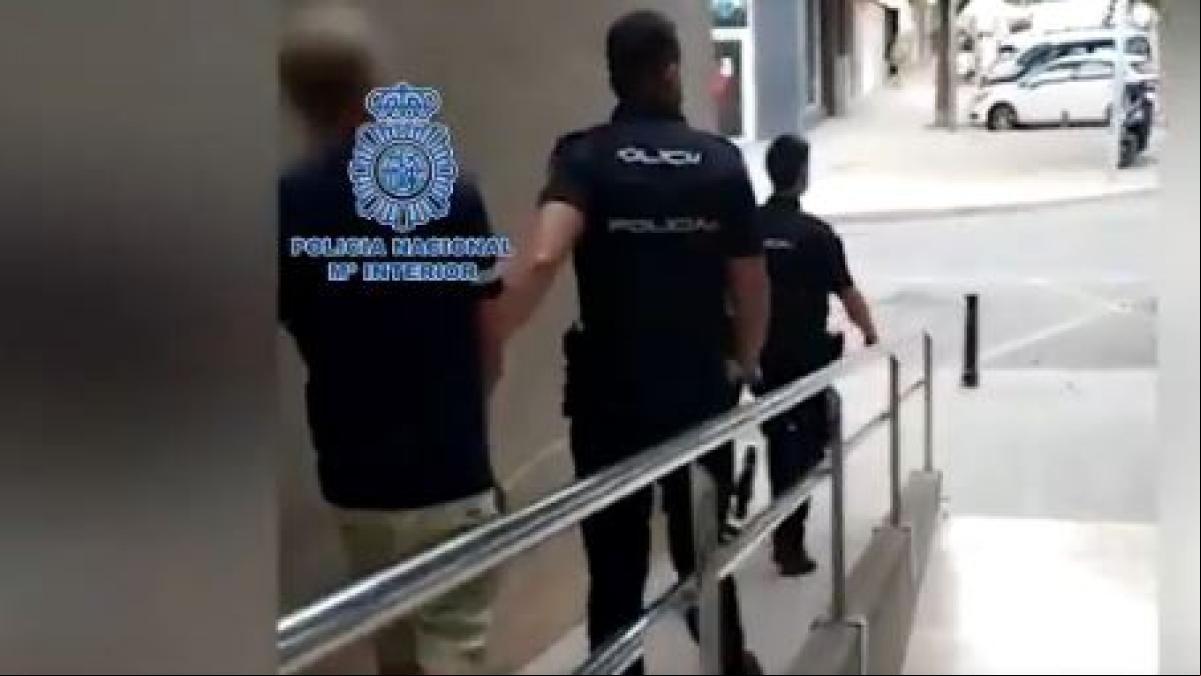 Detenido en Gandía un negacionista holandés que amenazó a los gestores de la covid en su país