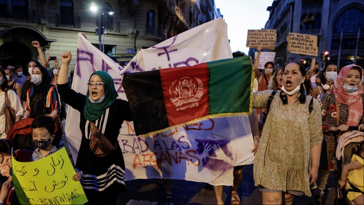 La embajada española en Pakistán se olvida de las fiscales afganas en riesgo de muerte