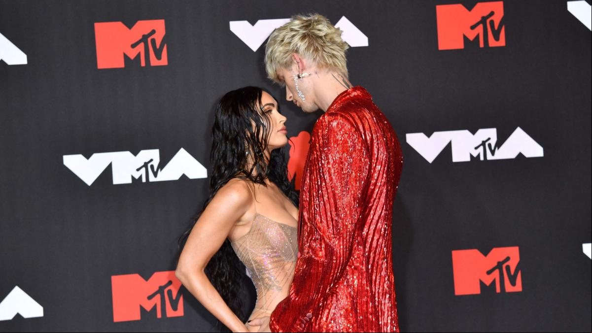 El significado del anillo de compromiso de Megan Fox y Machine Gun Kelly