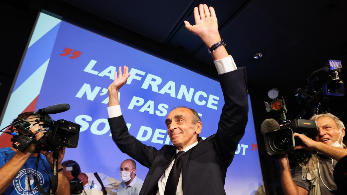 El polemista de ultraderecha Éric Zemmour va segundo en los sondeos ses