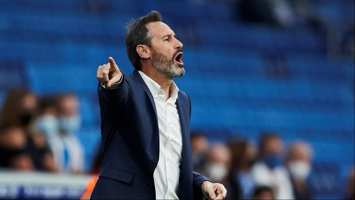 Vicente Moreno: Hay que rozar la perfección para ganar al Sevilla