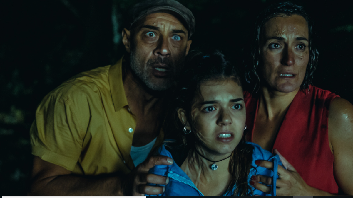 La pasajera, una relectura extraterrestre del mito de la niña de la curva