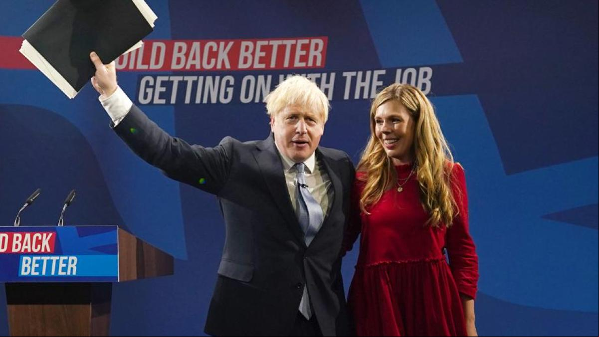 Boris Johnson se toma vacaciones en Marbella en plena crisis en el Reino Unido