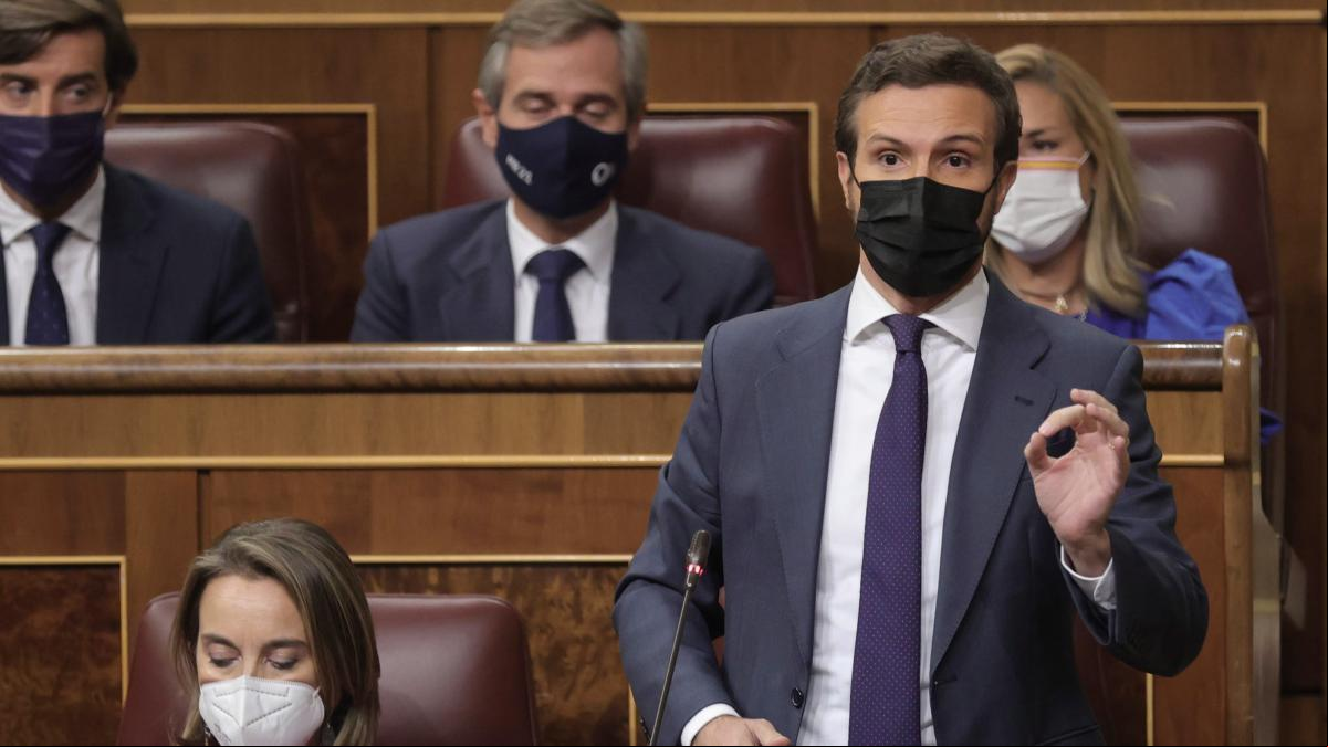 El Gobierno carga contra los abucheos del 12-O mientras PP y Vox los avalan