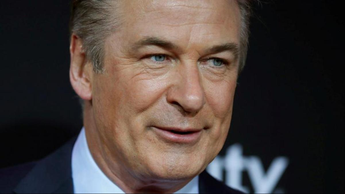 Alec Baldwin mata a una mujer accidentalmente durante un rodaje