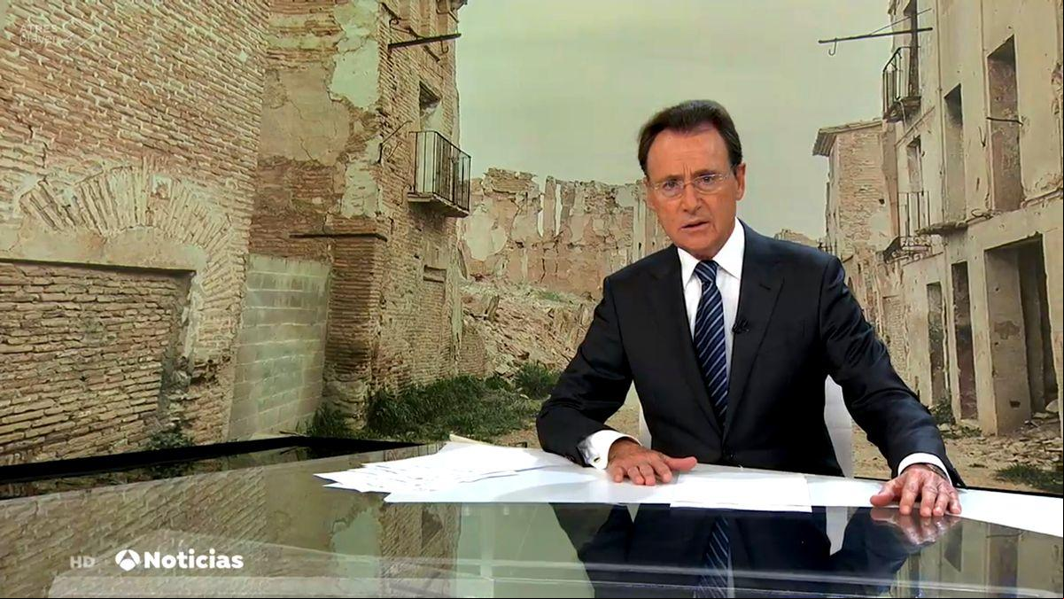 Matías Prats lo vuelve a hacer: el no te cortes a una reportera se convierte en su nuevo chiste viral