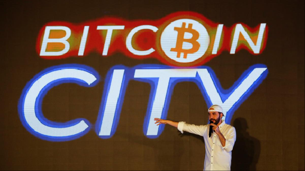 El FMI dice a El Salvador que el bitcoin no debería ser moneda de curso legal