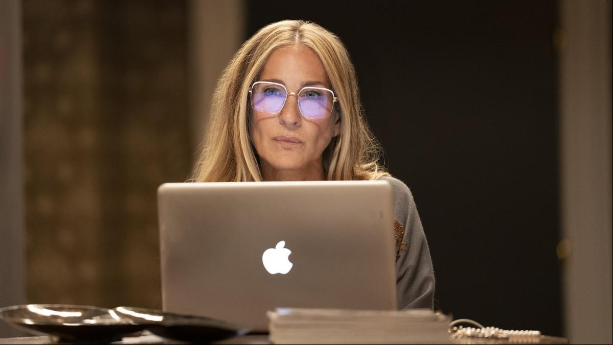 Carrie Bradshaw sí se podía comprar zapatos Manolo Blahnik con su sueldo de columnista