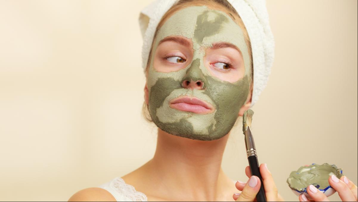 Los mejores productos de belleza para regalar por menos de 50 euros: Fenty Beauty, The Ordinary, Benefit...