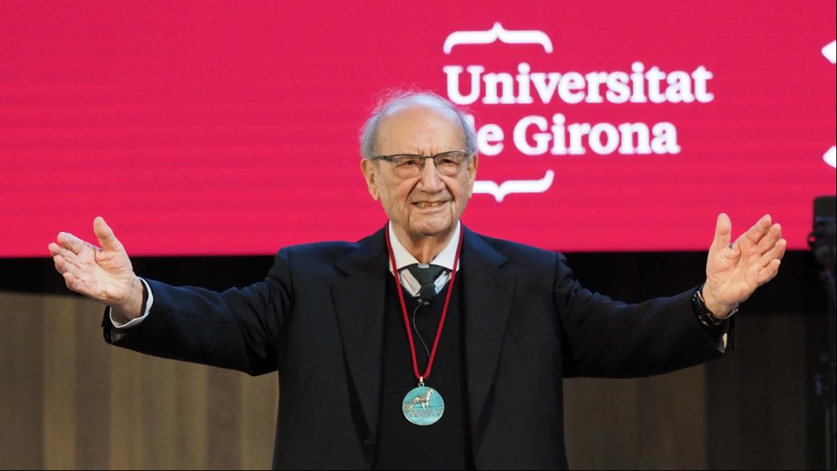 El cineasta Pere Portabella es investido doctor honoris causa por la UdG
