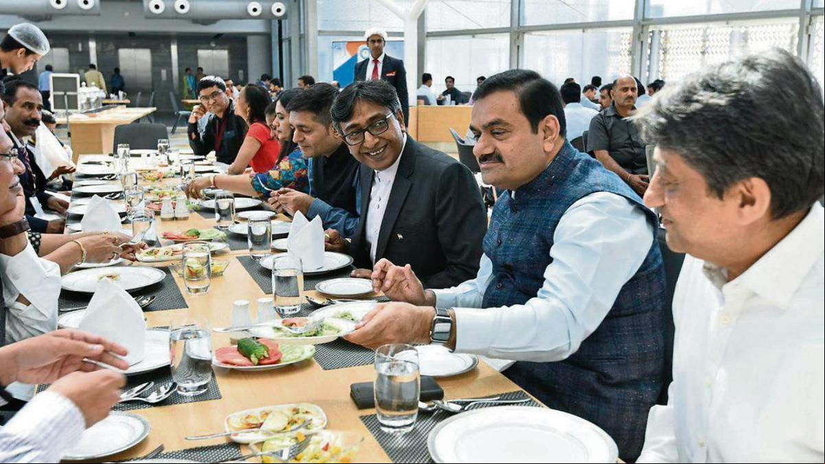 Quién es Gautam Adani, el nuevo hombre más rico de Asia