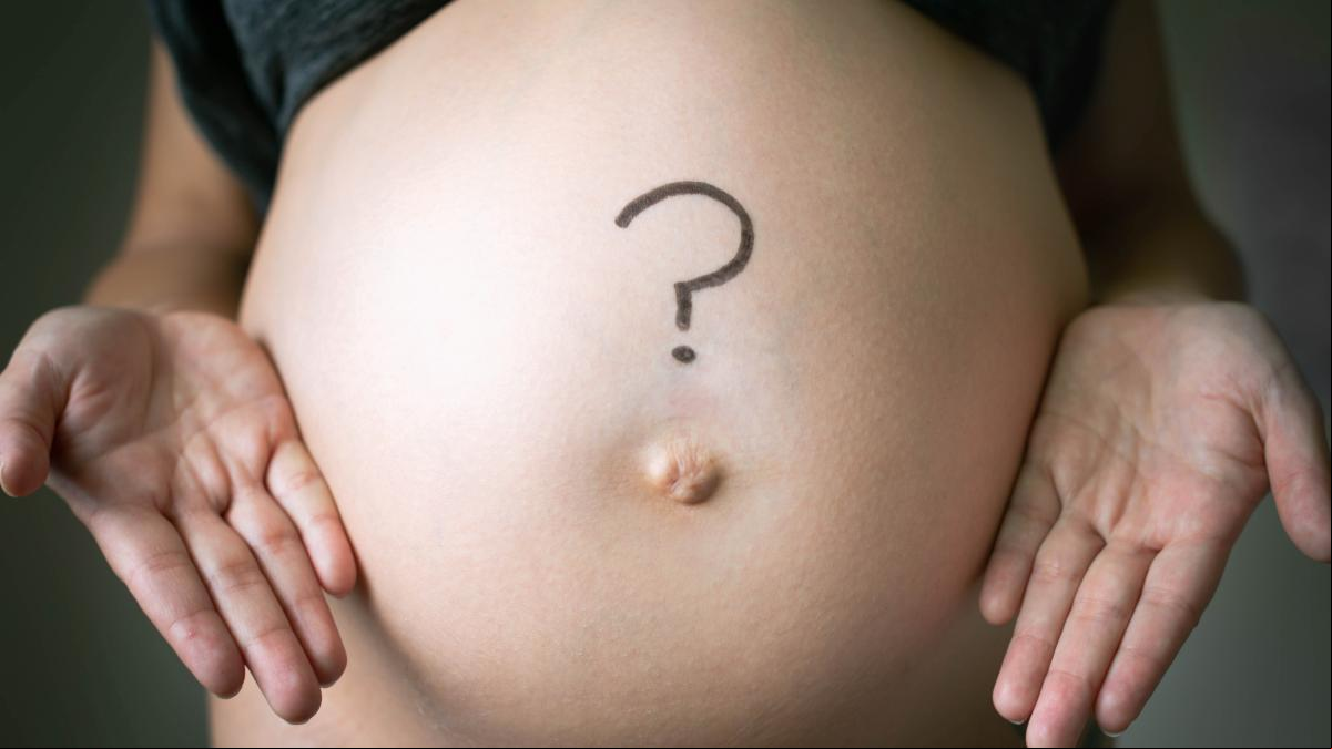 Los peligros de un embarazo a edad avanzada: mayor riesgo de aborto y complicaciones