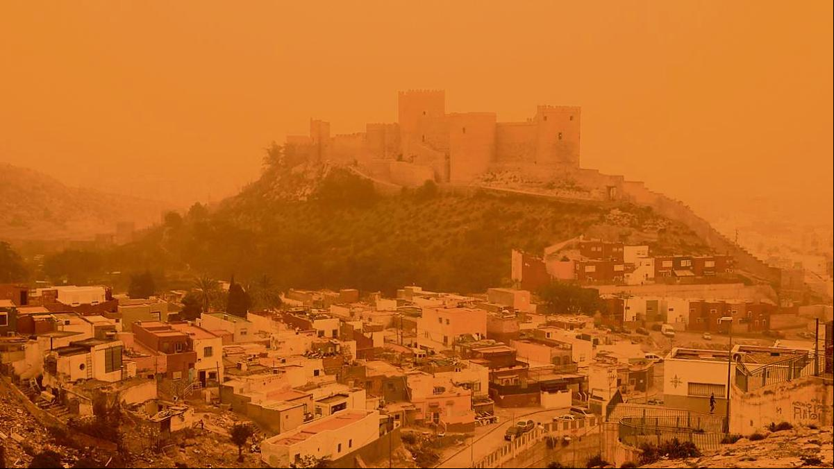 Una “lluvia de sangre” se acerca a Andalucía: ¿cómo se produce este fenómeno?