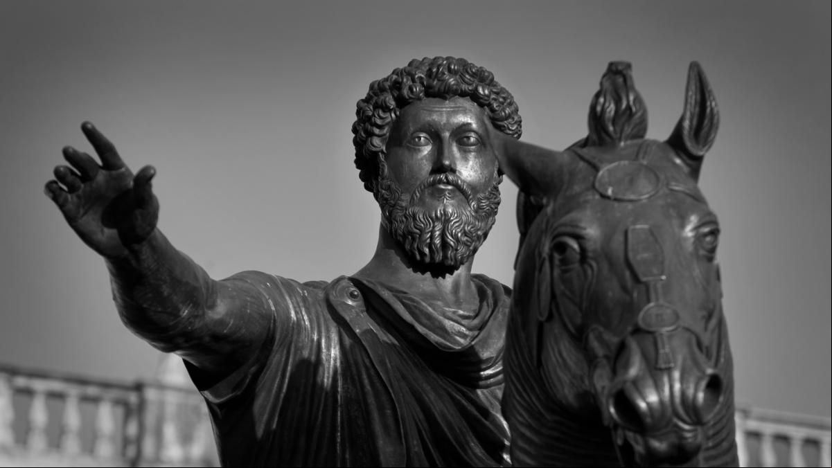 Nada es bueno ni malo: 10 principios del estoicismo que pueden ayudarte en la vida