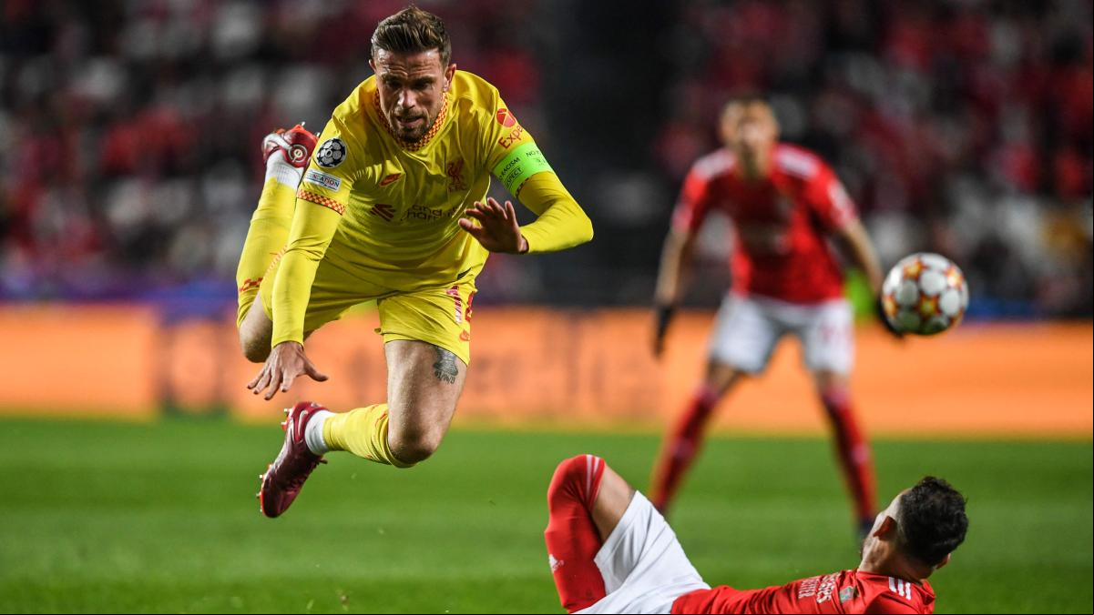 El Liverpool somete al Benfica en Lisboa