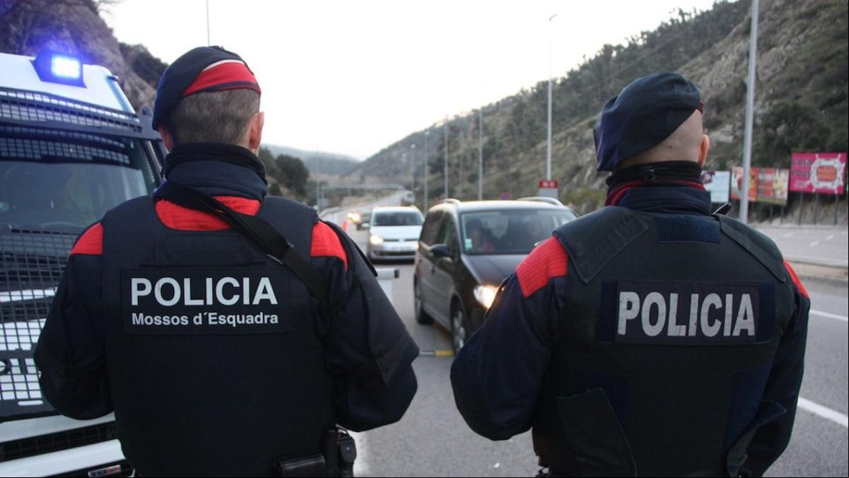 Dos muertos y dos heridos, uno crítico, en un choque frontal en Cardedeu