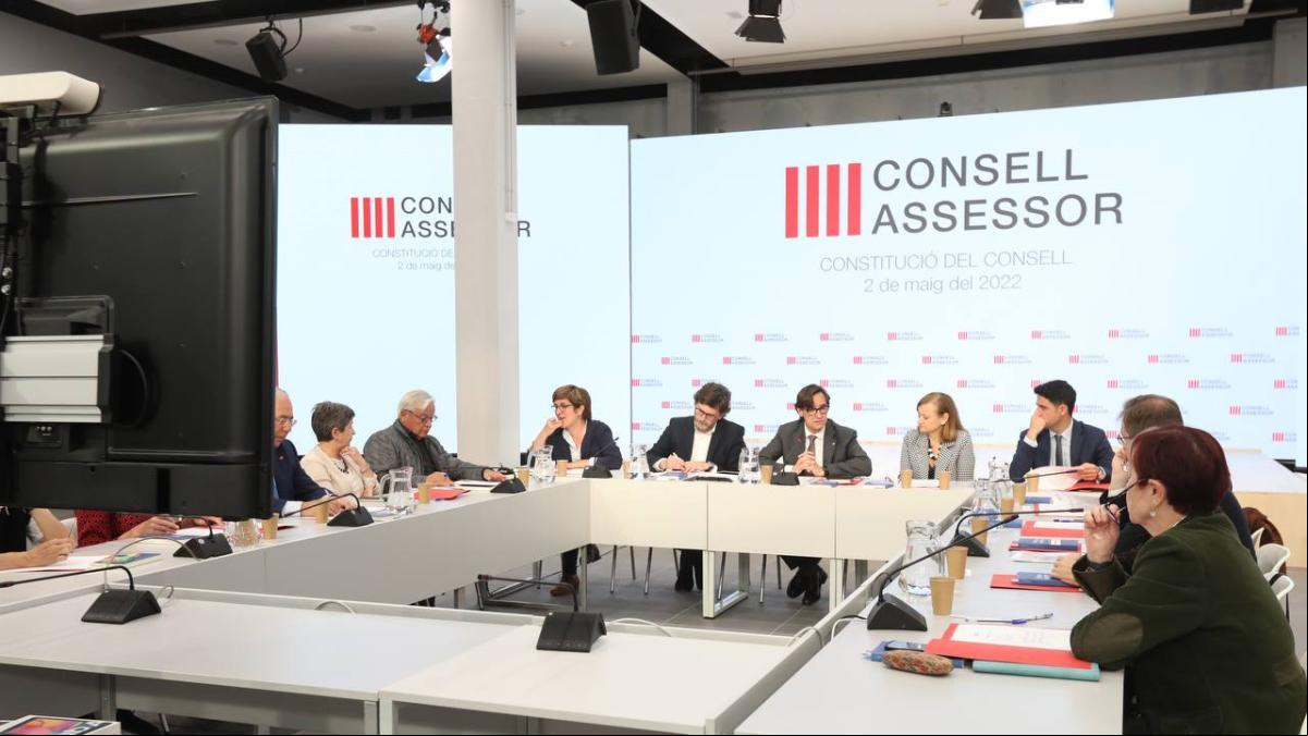 Illa refuerza su gobierno alternativo con un consejo asesor con 14 expertos