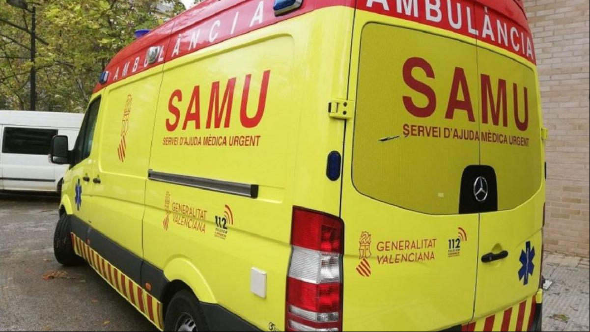 Dos heridos al derrumbarse el techo de un restaurante en Santa Pola