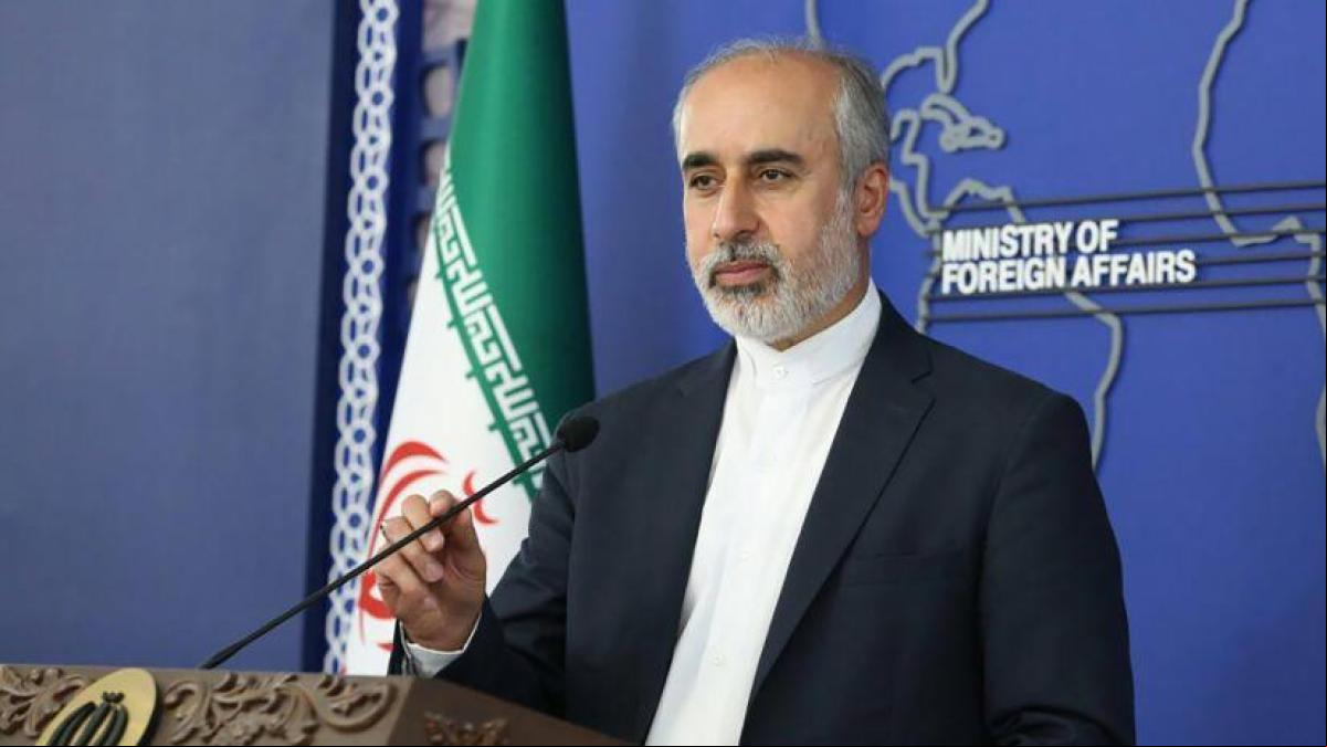 Irán rechaza su vinculación con el ataque a Salman Rushdie y responsabiliza a la víctima