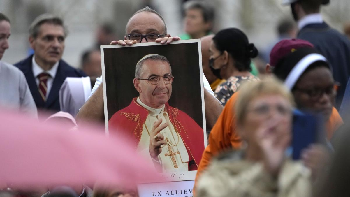 El Vaticano beatifica a Juan Pablo I, el papa de los 33 días